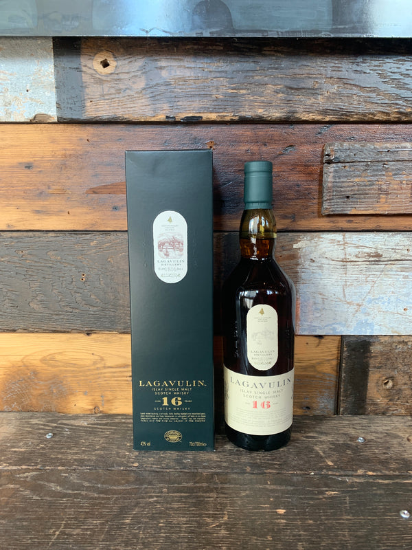 Lagavulin Pure Islay Malt 16 Year Old