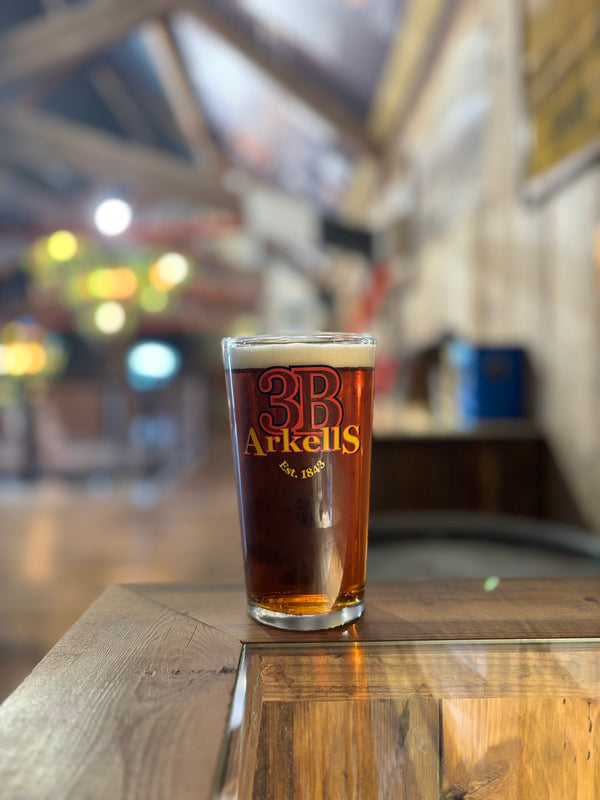 3B Pint Glass